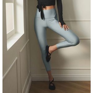 alo High-Waist Airlift Legging